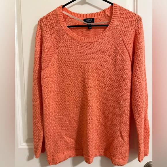 Jones New York Sweaters - NWOT Jones New York Coral Crew Neck Sweater